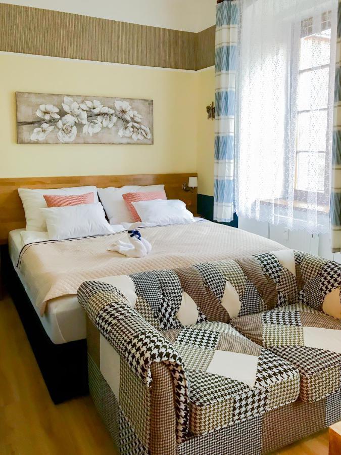 Golden Wood Apartments Plzeň Extérieur photo